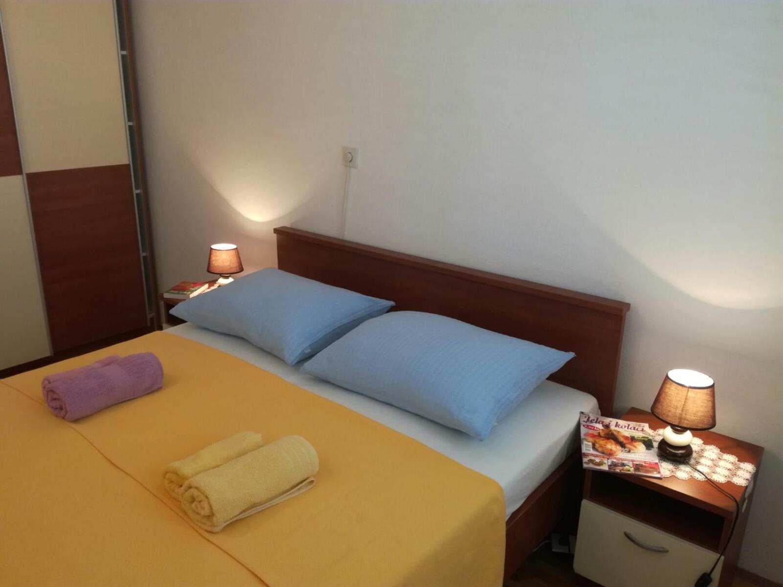 Adrian'S Apartments & Winery ลุมบาร์ดา ภายนอก รูปภาพ