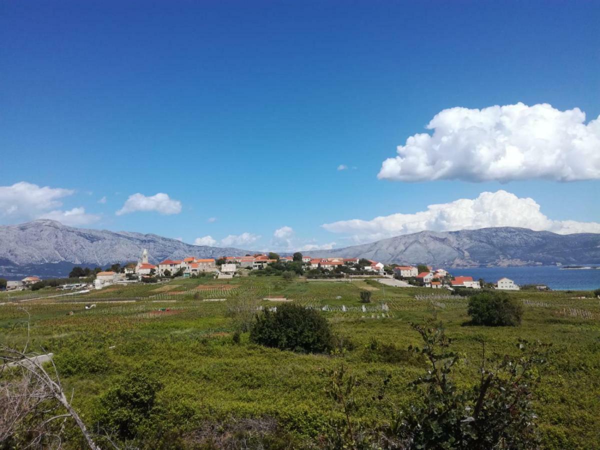 Adrian'S Apartments & Winery ลุมบาร์ดา ภายนอก รูปภาพ